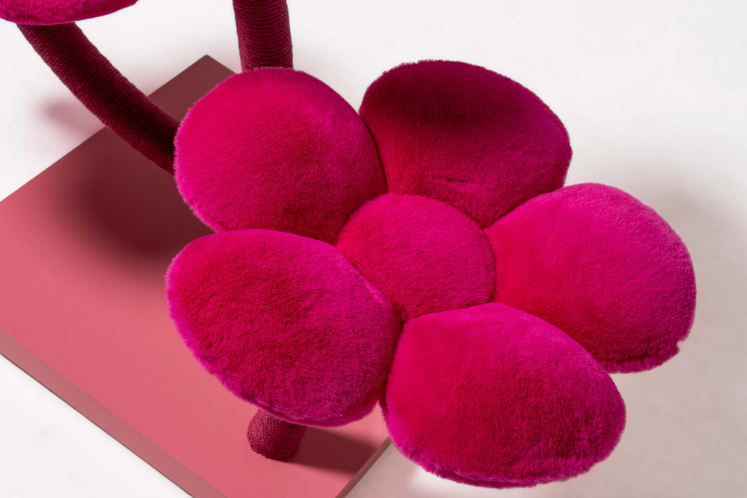 Integrated scratching posts on the Fuchsia Floral Cat Tree
