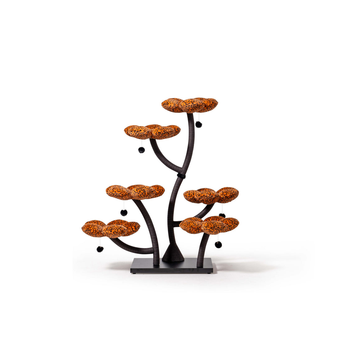 MARUVIS Luxe Leopard Blossom Cat Tree showcasing chic leopard print
